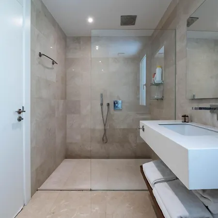 Villa Moderna De Lujo En Alquiler Vacacional En