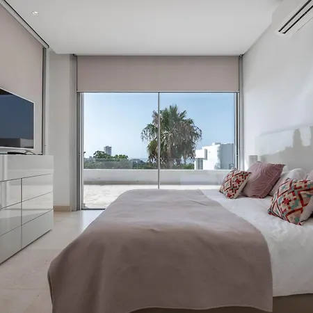 Moderna De Lujo En Alquiler Vacacional En Villa Marbella
