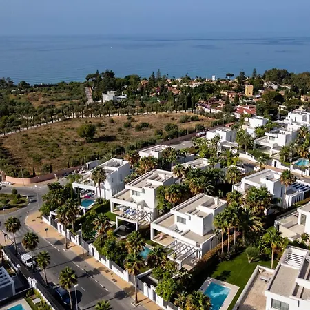 Moderna De Lujo En Alquiler Vacacional En Marbella