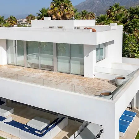Moderna De Lujo En Alquiler Vacacional En Marbella