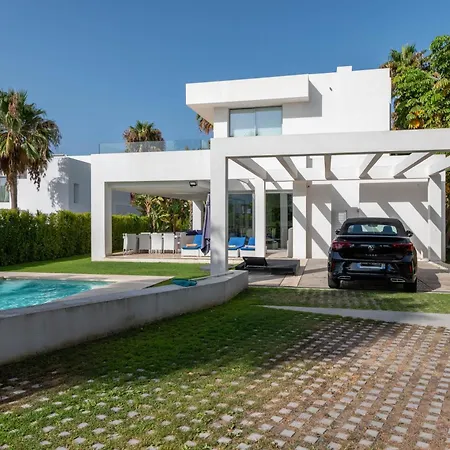 Villa Moderna De Lujo En Alquiler Vacacional En
