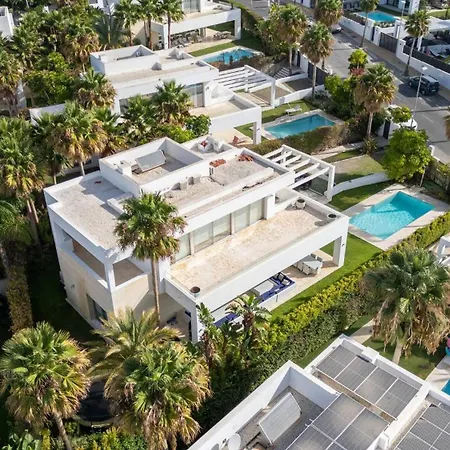 Moderna De Lujo En Alquiler Vacacional En Villa *