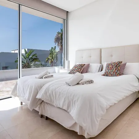 Moderna De Lujo En Alquiler Vacacional En Villa Marbella